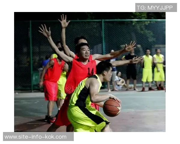 克尼佩尔赞赛恩詹姆斯智慧与力量并存展现篮球智商与实力的完美结合